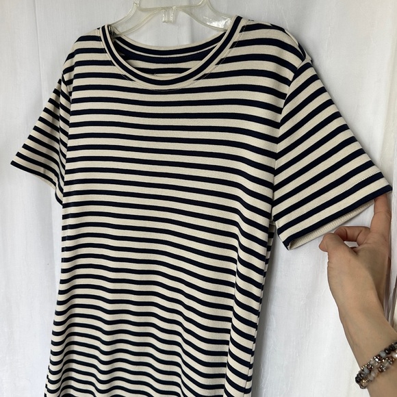 3/$20 💥 Lou & Grey T-Shirt Dress Short Sleeve Cream & Navy Stripe Print Cotton - Picture 7 of 15